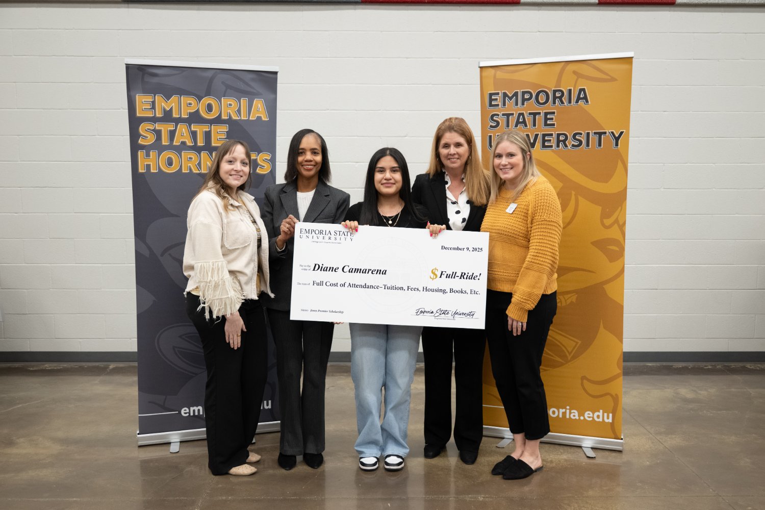 Jones Premier Nursing & Education Scholarship